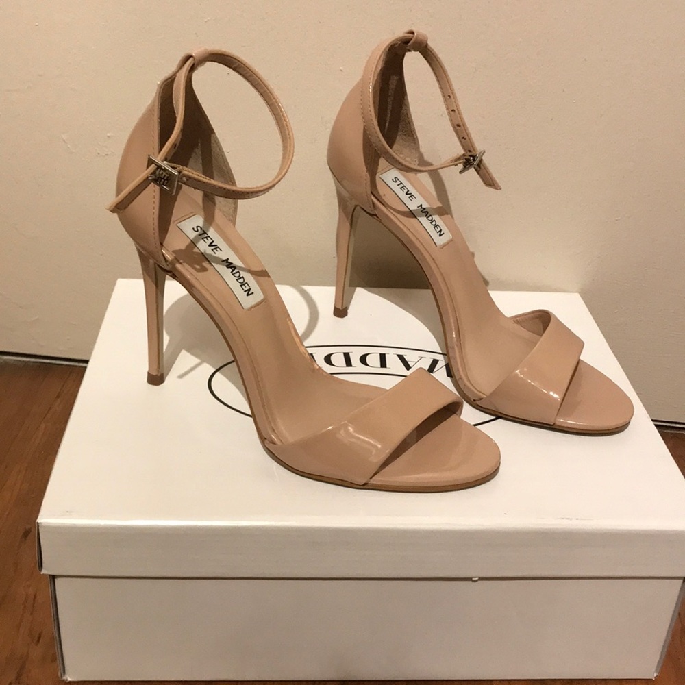Heels - Picture 3 of 4